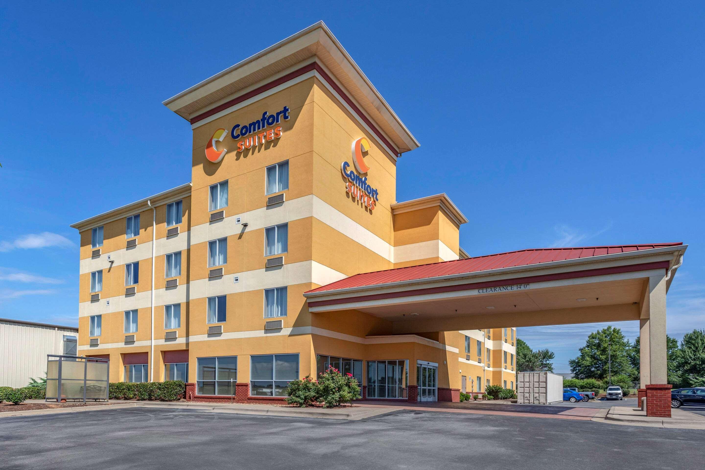 Comfort Suites Florence Shoals Area Exterior photo